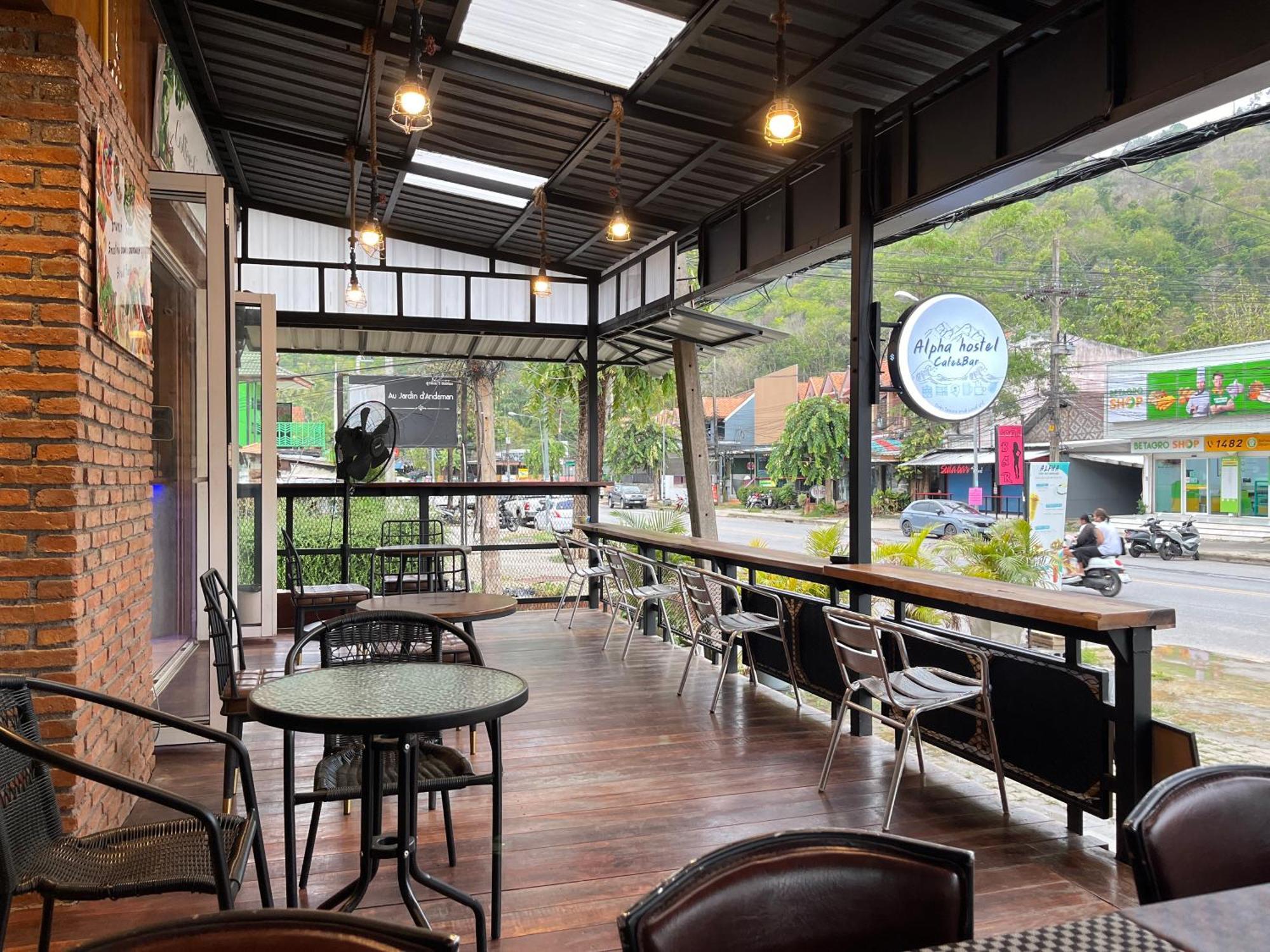 Alpha Hostel Cafe&Bar Ban Khlong Yai Exterior foto